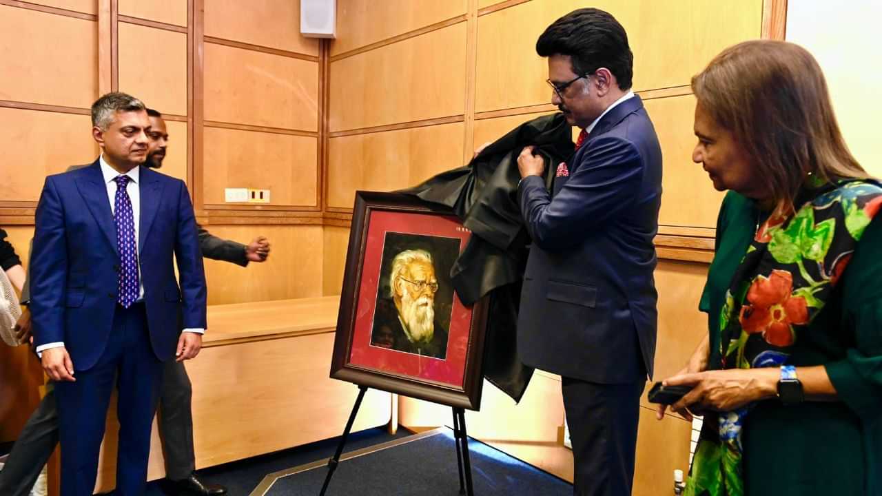 பெரியார் உருவாக்கிய சுயமரியாதை இயக்கம் - ஆக்ஸ்போர்ட் பல்கலைக்கழகத்தில் முதலமைச்சர் ஸ்டாலின் உரை.. பெரியார் உருவாக்கிய சுயமரியாதை இயக்கம் - ஆக்ஸ்போர்ட் பல்கலைக்கழகத்தில் முதலமைச்சர் ஸ்டாலின் உரை..