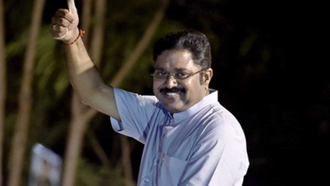 TTV Dhinakaran: கூட்டணி மாறும் முடிவில் டிடிவி தினகரன்.. அப்ப அந்த கட்சி தானா? TTV Dhinakaran: கூட்டணி மாறும் முடிவில் டிடிவி தினகரன்.. அப்ப அந்த கட்சி தானா?