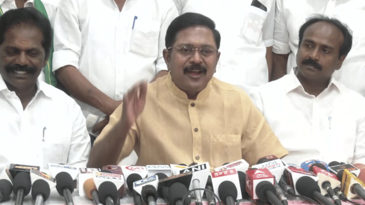 விஜய்யுடன் கூட்டணி வைக்கும் டிடிவி தினகரன்? - வெளியான தகவல்!
