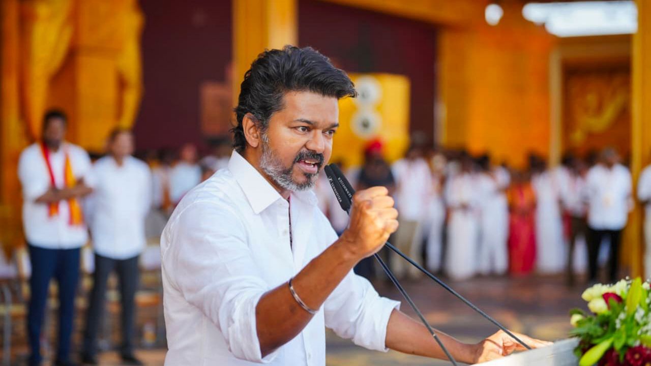 செப்டம்பர் 13 முதல் சுற்றுப் பயணம்? திருச்சியை குறிவைக்கும் விஜய்… முழு விவரம் இதோ! செப்டம்பர் 13 முதல் சுற்றுப் பயணம்? திருச்சியை குறிவைக்கும் விஜய்… முழு விவரம் இதோ!
