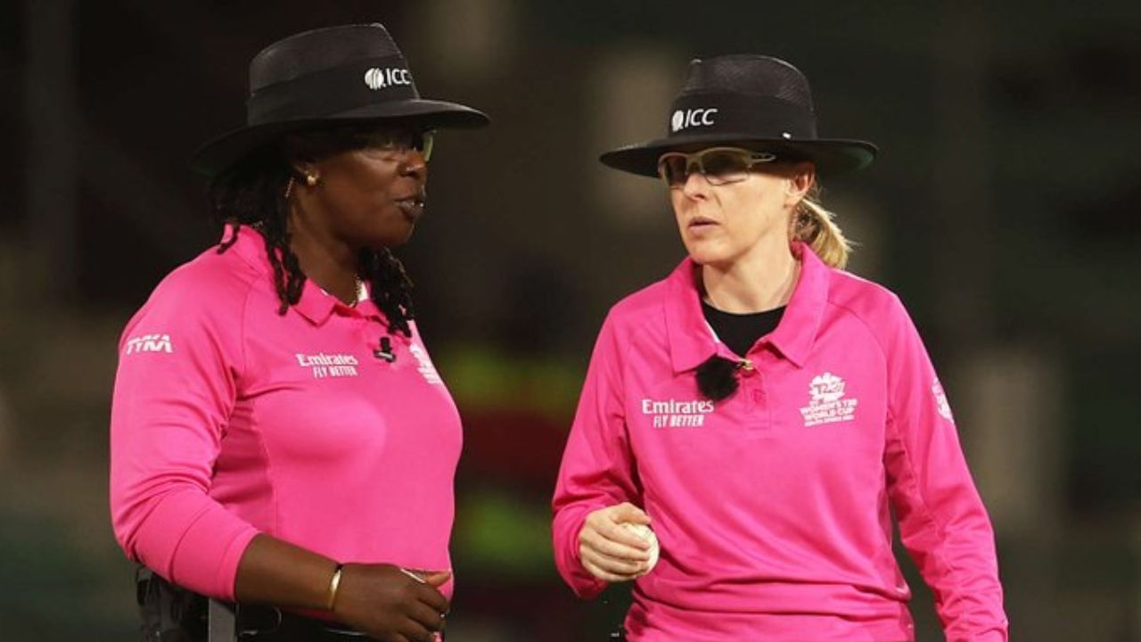 ICC Women’s World Cup 2025: உலகக் கோப்பை வரலாற்றில் முதல் முறை! முழுக்க பெண்கள் குழுவை நடுவராக களமிறக்கிய ஐசிசி! ICC Women’s World Cup 2025: உலகக் கோப்பை வரலாற்றில் முதல் முறை! முழுக்க பெண்கள் குழுவை நடுவராக களமிறக்கிய ஐசிசி!