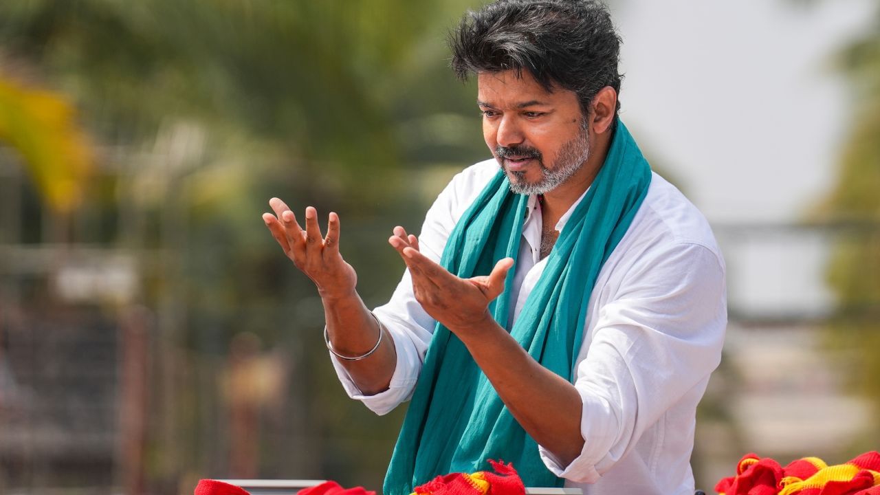 விஜய் பிரச்சாரத்திற்காக சிறப்பு குழு.. முக்கிய அறிவிப்பு வெளியிட்ட தலைமை கழகம்..