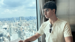 18 வயதில் CEO ஆன மாணவர்… மாதம் ரூ.12 கோடி லாபம் ஈட்டும் நிறுவனம் – சாதித்து எப்படி?