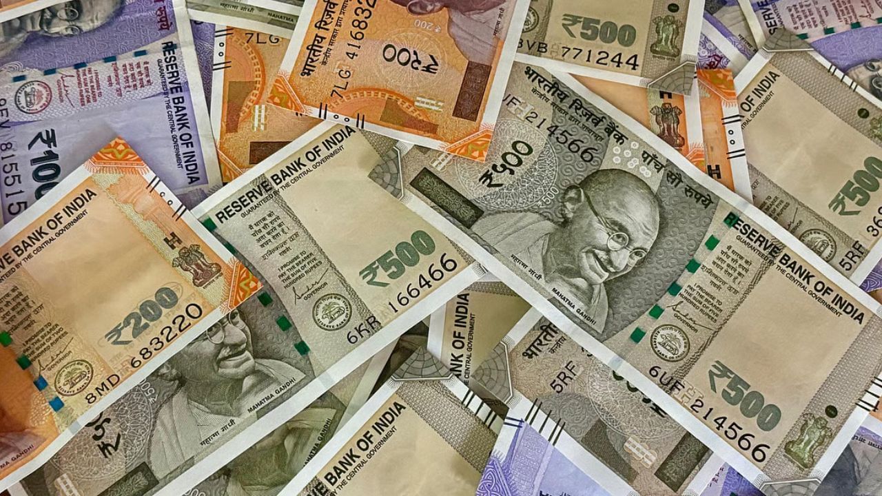 8th Pay Commission: மத்திய அரசு ஊழியர்களுக்கு அடித்தது ஜாக்பாட்!!