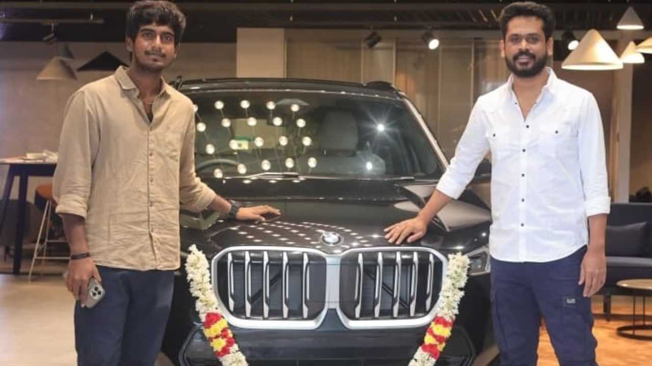 இயக்குநர் அபிஷன் ஜீவிந்திற்கு BMW காரை பரிசளித்த டூரிஸ்ட் ஃபேமிலி பட தயாரிப்பாளர்