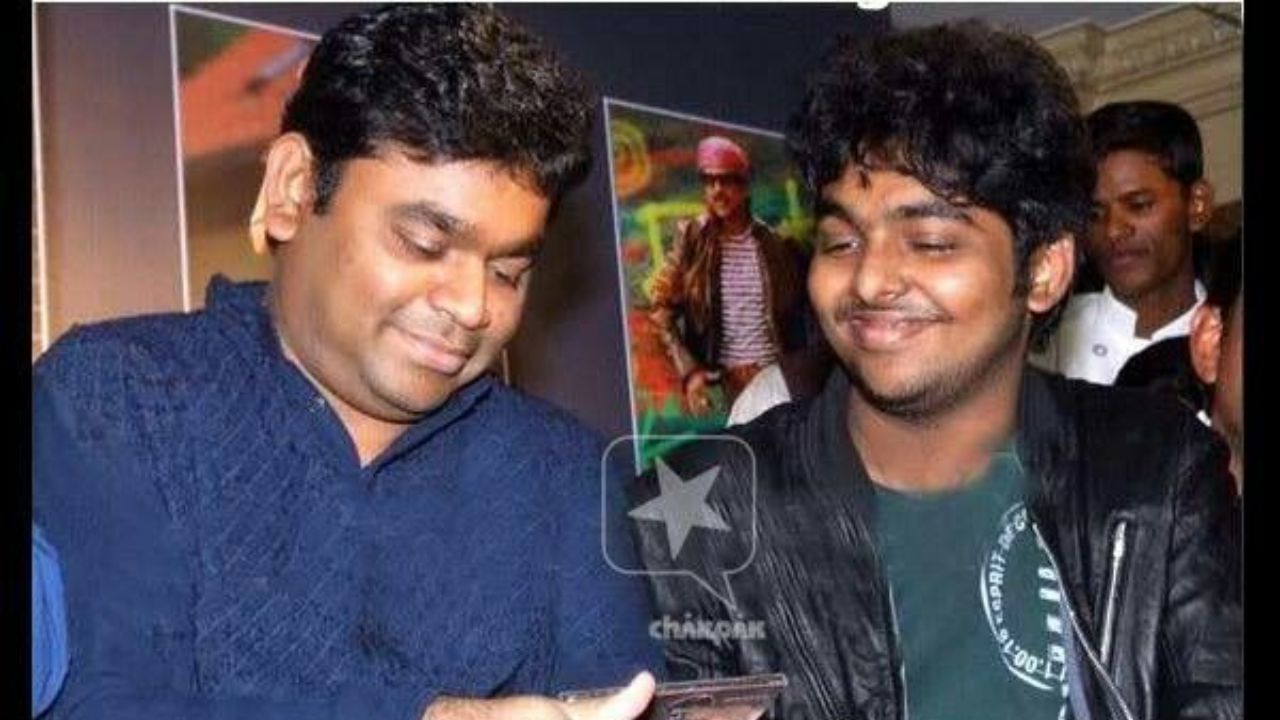 இரண்டாவது முறையாக தேசிய விருது வென்ற ஜிவி பிரகஷ்… சூப்பரான கிஃப்ட் கொடுத்த ஏ.ஆர்.ரகுமான் இரண்டாவது முறையாக தேசிய விருது வென்ற ஜிவி பிரகஷ்… சூப்பரான கிஃப்ட் கொடுத்த ஏ.ஆர்.ரகுமான்