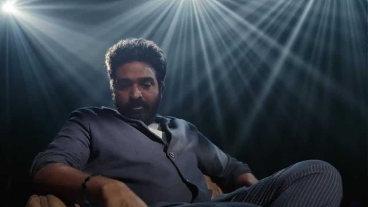 Bigg Boss Season 9: பிரபல இயக்குநர் முதல் சீரியல் நடிகை வரை.. இணையத்தில் கசிந்த பிக்பாஸ் 9 போட்டியாளர்கள் லிஸ்ட்! Bigg Boss Season 9: பிரபல இயக்குநர் முதல் சீரியல் நடிகை வரை.. இணையத்தில் கசிந்த பிக்பாஸ் 9 போட்டியாளர்கள் லிஸ்ட்!