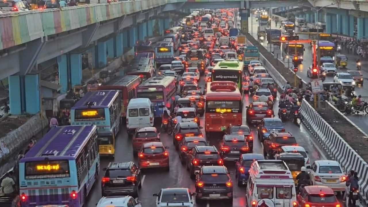 தீபாவளிக்கு தனி வாகனத்தில் ஊருக்கு போறீங்களா? காவல்துறை முக்கிய அறிவிப்பு தீபாவளிக்கு தனி வாகனத்தில் ஊருக்கு போறீங்களா? காவல்துறை முக்கிய அறிவிப்பு