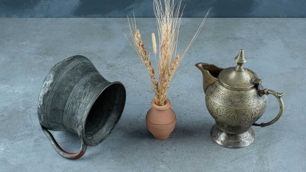 Copper Clean: கருமை படிந்த செம்பு பாத்திரங்களா..? இந்த குறிப்புகளை பின்பற்றி சுத்தம் செய்யலாம்! Copper Clean: கருமை படிந்த செம்பு பாத்திரங்களா..? இந்த குறிப்புகளை பின்பற்றி சுத்தம் செய்யலாம்!