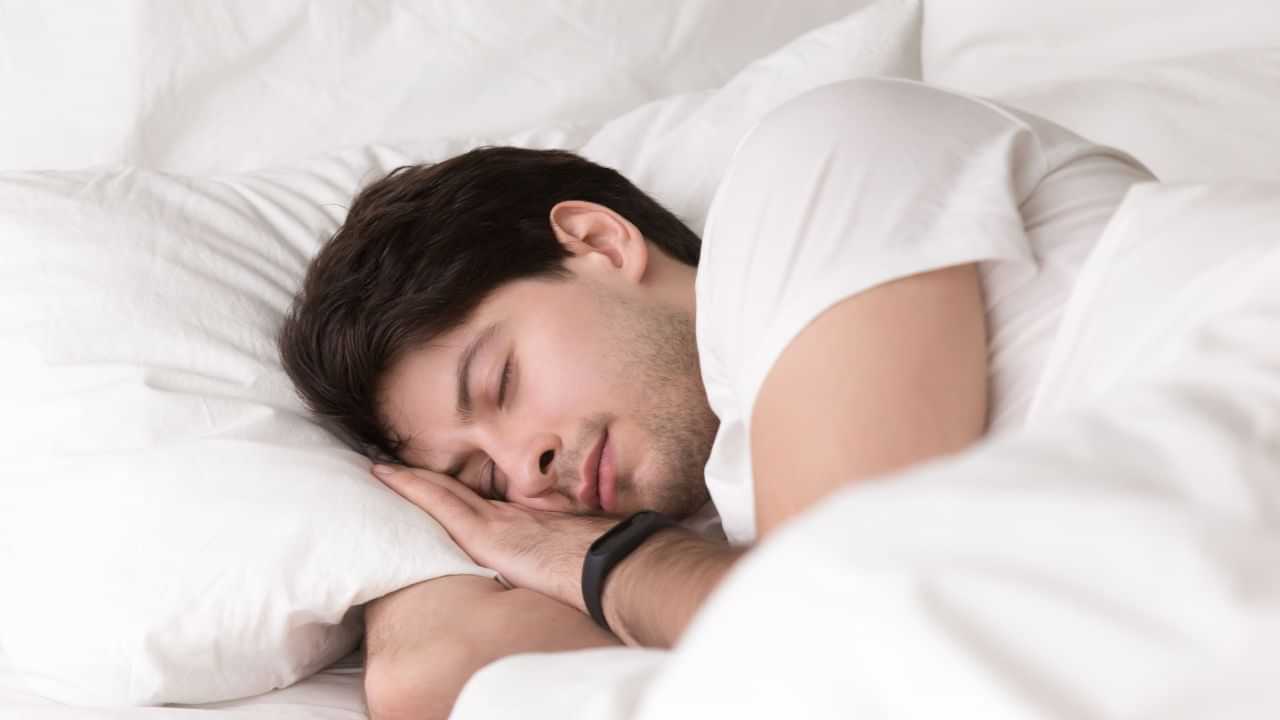 Health Tips: அதிகமாக தூங்குவது ஆபத்தா..? நல்ல தூக்கத்திற்கும் நீண்ட நேரம் தூக்கத்திற்கும் என்ன சம்பந்தம்? Health Tips: அதிகமாக தூங்குவது ஆபத்தா..? நல்ல தூக்கத்திற்கும் நீண்ட நேரம் தூக்கத்திற்கும் என்ன சம்பந்தம்?