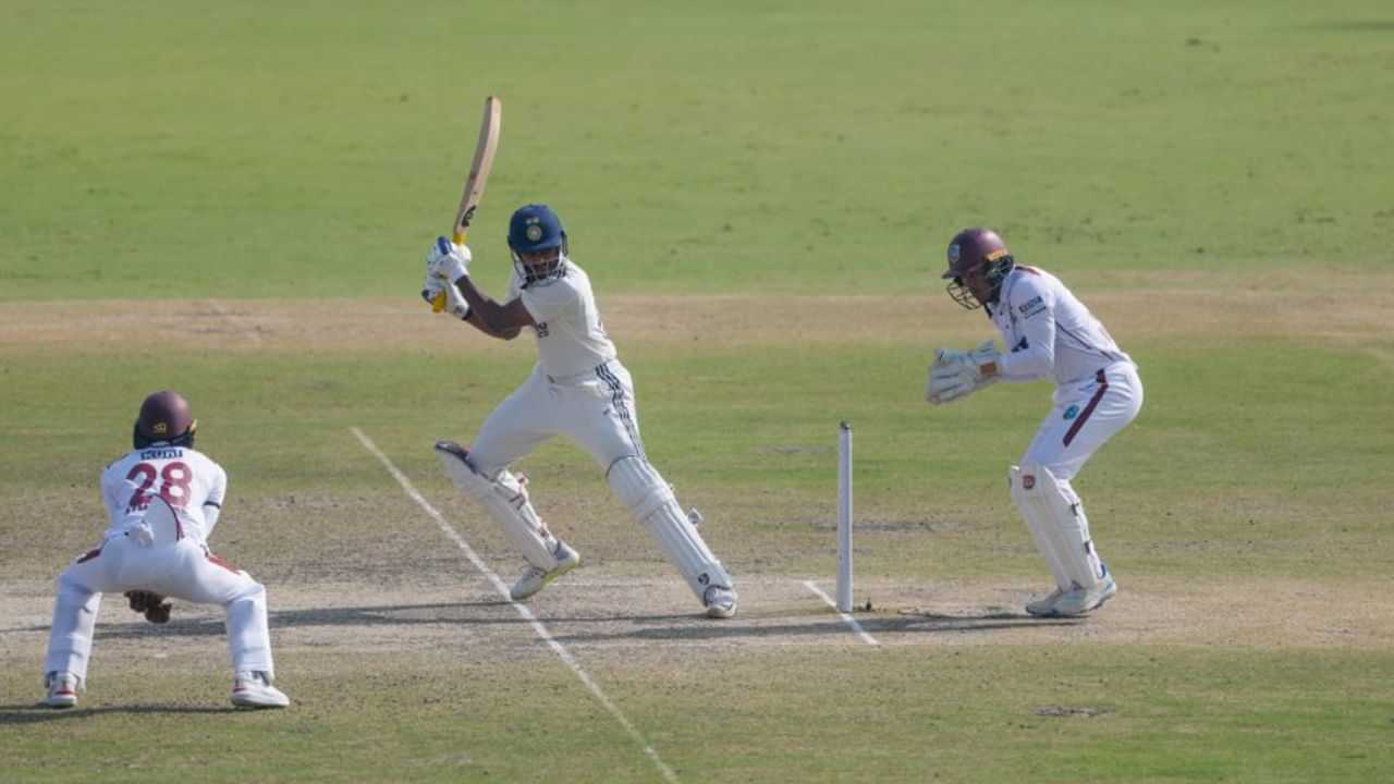 IND vs WI Test: வீழ்ந்த வெஸ்ட் இண்டீஸ்.. கேப்டனாக இந்திய மண்ணில் டெஸ்ட் தொடரை வென்ற கில்! IND vs WI Test: வீழ்ந்த வெஸ்ட் இண்டீஸ்.. கேப்டனாக இந்திய மண்ணில் டெஸ்ட் தொடரை வென்ற கில்!