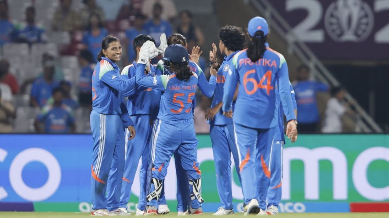 IND W vs NZ W: நியூசிலாந்தை வீழ்த்தி அசத்தல்.. உலகக் கோப்பையில் அரையிறுதியை உறுதி செய்த இந்திய மகளிர் அணி! IND W vs NZ W: நியூசிலாந்தை வீழ்த்தி அசத்தல்.. உலகக் கோப்பையில் அரையிறுதியை உறுதி செய்த இந்திய மகளிர் அணி!