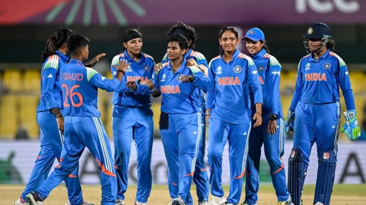 India vs Pakistan: இந்திய மகளிர் அணியும் பாகிஸ்தான் வீராங்கனைகளுடன் கைக்குலுக்காது.. தடை போட்ட பிசிசிஐ..? India vs Pakistan: இந்திய மகளிர் அணியும் பாகிஸ்தான் வீராங்கனைகளுடன் கைக்குலுக்காது.. தடை போட்ட பிசிசிஐ..?