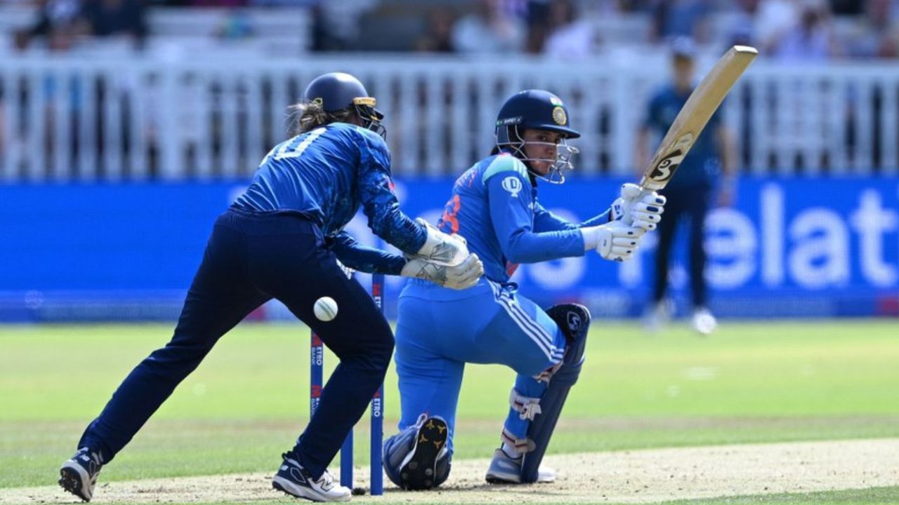 India Women vs England Women: கட்டாய வெற்றிக்காக களமிறங்கும் இந்திய மகளிர் அணி..? பலம் காட்டுமா இங்கிலாந்து அணி? India Women vs England Women: கட்டாய வெற்றிக்காக களமிறங்கும் இந்திய மகளிர் அணி..? பலம் காட்டுமா இங்கிலாந்து அணி?