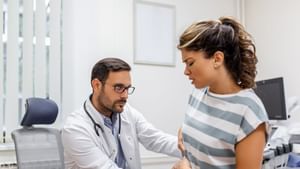 Kidney Disease: உங்களுக்கு சிறுநீரக கற்கள் உள்ளதா? வெளியேறும் சிறுநீரின் நிறம் இப்படி இருக்கும்!