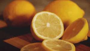 எலுமிச்சை விதைகளை தூக்கி எறிகிறீர்களா? அதில் உள்ள நன்மைகள் தெரியுமா? எலுமிச்சை விதைகளை தூக்கி எறிகிறீர்களா? அதில் உள்ள நன்மைகள் தெரியுமா?