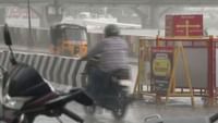 மதுரையில் கொட்டும் கனமழை.. மூழ்கிய முக்கிய சாலைகள்..! மதுரையில் கொட்டும் கனமழை.. மூழ்கிய முக்கிய சாலைகள்..!...