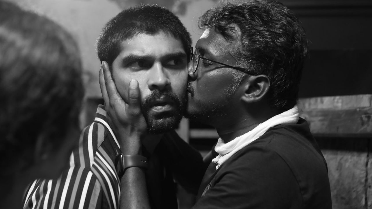நீங்க என் அப்பா மாதிரி என்று கூறிய துருவ் விக்ரம்… நெகிழ்ந்த மாரி செல்வராஜ் நீங்க என் அப்பா மாதிரி என்று கூறிய துருவ் விக்ரம்… நெகிழ்ந்த மாரி செல்வராஜ்