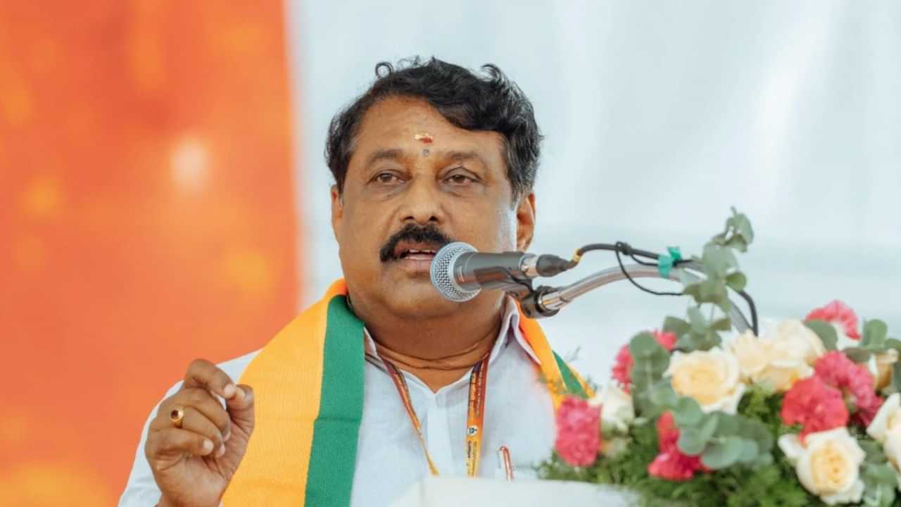 மதுரையில் நயினார் பரப்புரை.. கடும் நிபந்தனைகளுடன் போலீஸ் அனுமதி! மதுரையில் நயினார் பரப்புரை.. கடும் நிபந்தனைகளுடன் போலீஸ் அனுமதி!