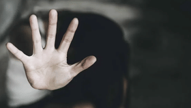 16 வயது மாணவனை திருமணம் செய்த பெண்… 3 மாத கர்ப்பம்… போக்சோவில் கைது 16 வயது மாணவனை திருமணம் செய்த பெண்… 3 மாத கர்ப்பம்… போக்சோவில் கைது...