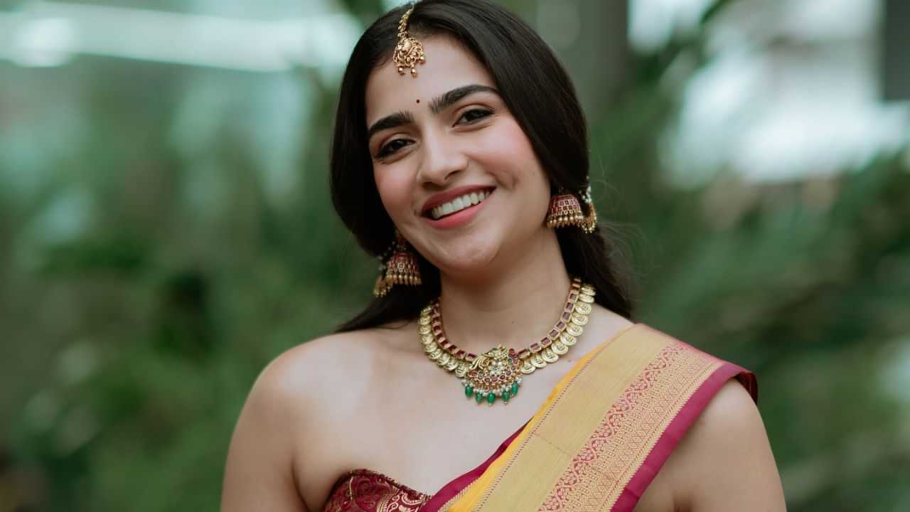 Rukmini Vasanth: எனக்கு அந்த நடிகர் ரொம்ப பிடிக்கும்... அவர் கூட நடிக்க ஆசை- நடிகை ருக்மிணி வசந்த் ஓபன் டாக்! Rukmini Vasanth: எனக்கு அந்த நடிகர் ரொம்ப பிடிக்கும்... அவர் கூட நடிக்க ஆசை- நடிகை ருக்மிணி வசந்த் ஓபன் டாக்!