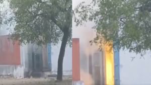 Firecracker Factory Explosion: சிவகாசியில் வெடித்து சிதறும் பட்டாசு ஆலை.. உள்ளே சிக்கிய தொழிலாளர்கள்.. நிலைமை என்ன? Firecracker Factory Explosion: சிவகாசியில் வெடித்து சிதறும் பட்டாசு ஆலை.. உள்ளே சிக்கிய தொழிலாளர்கள்.. நிலைமை என்ன?