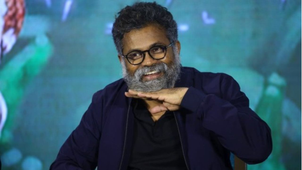 புஷ்பா 3 படத்திற்கு முன்பாக பிரபல நடிகருடன் இணையும் இயக்குநர் சுகுமார் – உற்சாகத்தில் ரசிகர்கள் புஷ்பா 3 படத்திற்கு முன்பாக பிரபல நடிகருடன் இணையும் இயக்குநர் சுகுமார் – உற்சாகத்தில் ரசிகர்கள்