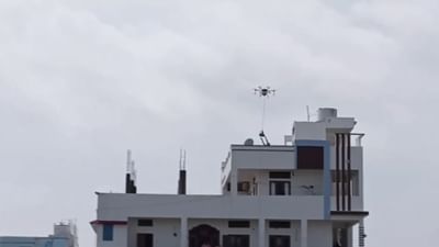 தெலுங்கானாவில் கொட்டிய கனமழை.. வெள்ளத்தில் மூழ்கிய வாரங்கல்..! தெலுங்கானாவில் கொட்டிய கனமழை.. வெள்ளத்தில் மூழ்கிய வாரங்கல்..!