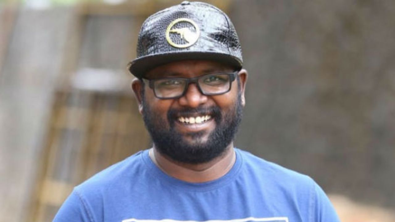 மீண்டும் ஸ்போர்ட்ஸ் ட்ராமா படத்தை இயக்கும் அருண் ராஜா காமராஜ் – ஹீரோ யார் தெரியுமா? மீண்டும் ஸ்போர்ட்ஸ் ட்ராமா படத்தை இயக்கும் அருண் ராஜா காமராஜ் – ஹீரோ யார் தெரியுமா?