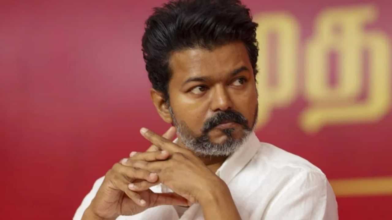 கரூர் வழக்கு... மின் தடை ஏற்படுத்தப்பட்டதா? மின்வாரிய ஊழியர்களிடம் சிபிஐ விசாரணை கரூர் வழக்கு... மின் தடை ஏற்படுத்தப்பட்டதா? மின்வாரிய ஊழியர்களிடம் சிபிஐ விசாரணை