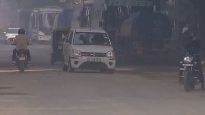 டெல்லியில் கடும் காற்றும் மாசு - இருளில் மூழ்கிய முக்கிய பகுதி!