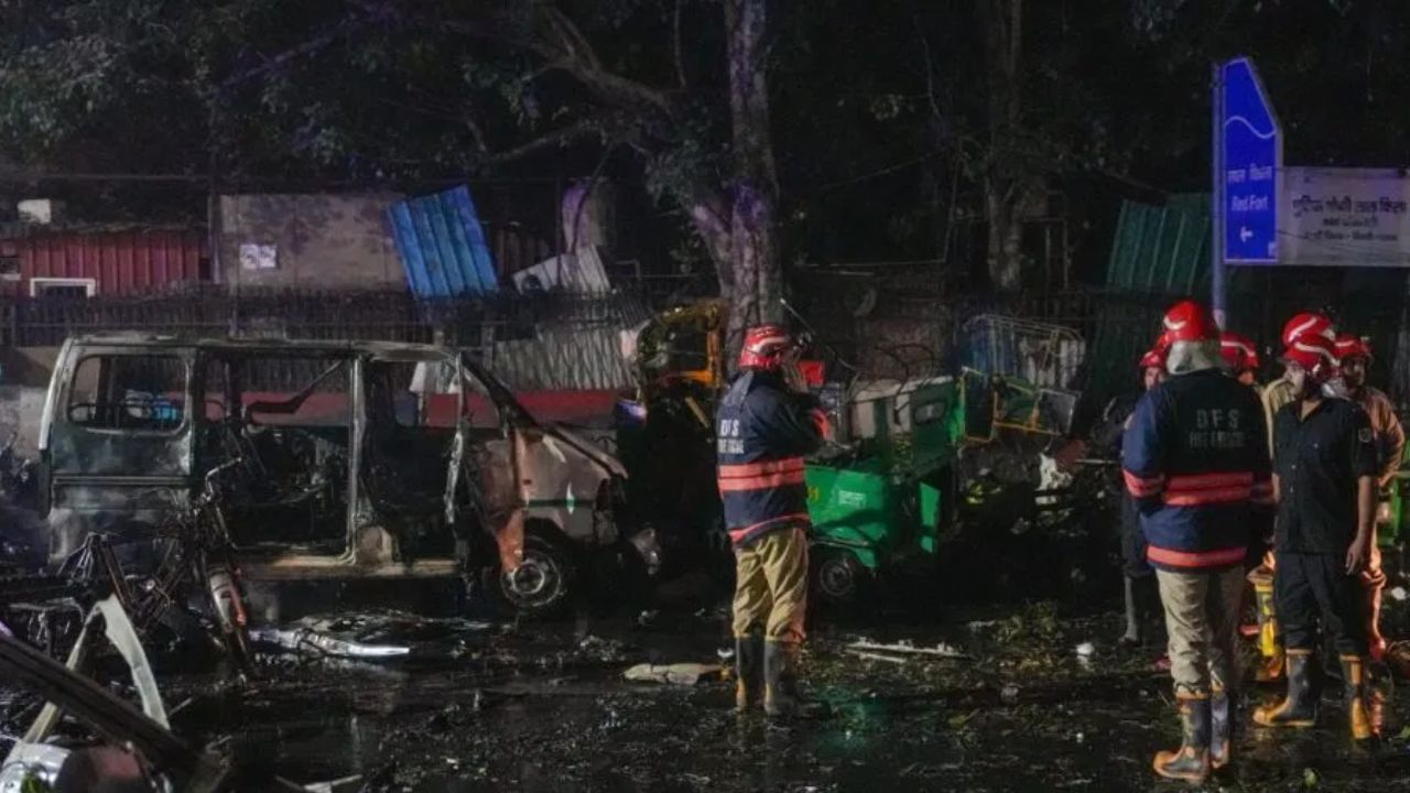 Delhi Bomb Blast : வரலாறு சொல்வதென்ன? டெல்லியை உலுக்கிய குண்டுவெடிப்புகள் இவைதான்!