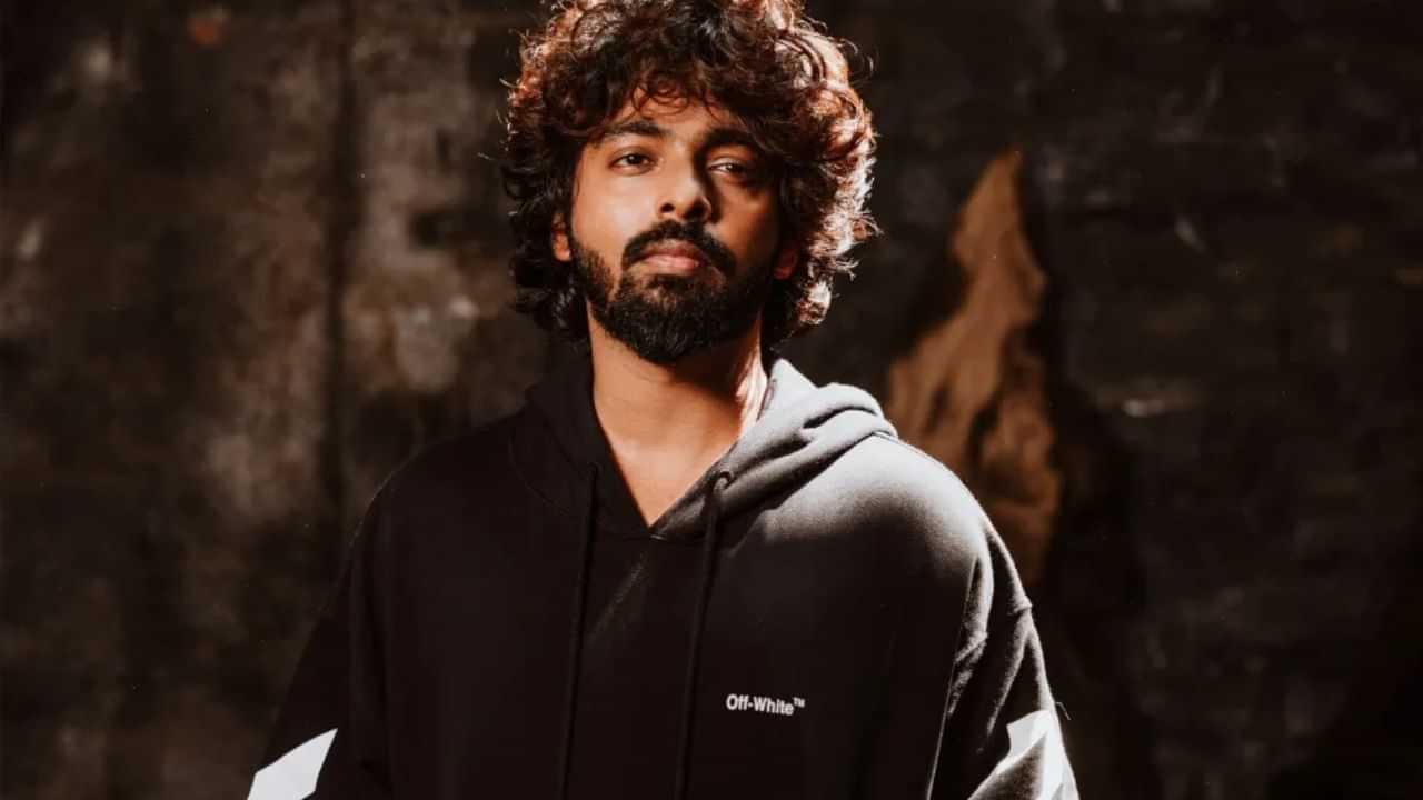 என்னுடைய இசை வாழ்க்கையில் சிறந்த பாடல்களில் ஒன்று... பராசக்தி படத்தின் 2-வது பாடல் குறித்து அப்டேட் கொடுத்த ஜிவி பிரகாஷ் என்னுடைய இசை வாழ்க்கையில் சிறந்த பாடல்களில் ஒன்று... பராசக்தி படத்தின் 2-வது பாடல் குறித்து அப்டேட் கொடுத்த ஜிவி பிரகாஷ்