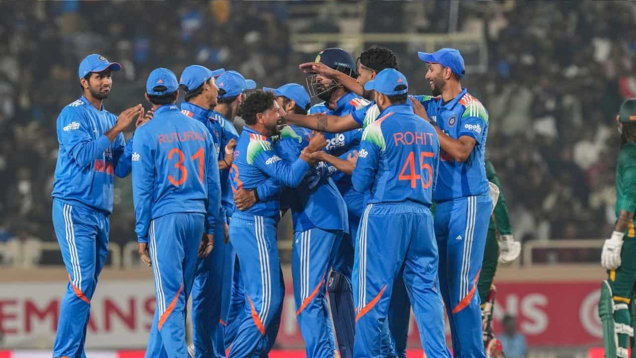 IndvsSA : மாஸ் காட்டிய கோலி, குல்தீப்... தென்னாப்பிரிக்காவுக்கு எதிராக 17 ரன்கள் வித்தியாசத்தில் இந்தியா திரில் வெற்றி