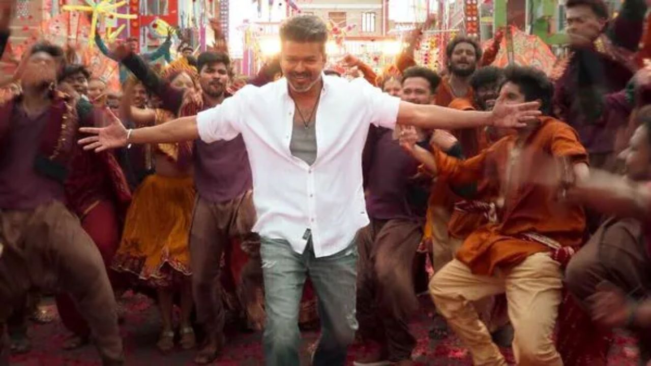 ஜன நாயகன் இசை வெளியீட்டு விழாவில் விஜய்க்கு ட்ரிபியூட் செய்யும் படக்குழு – வைரலாகும் வீடியோ