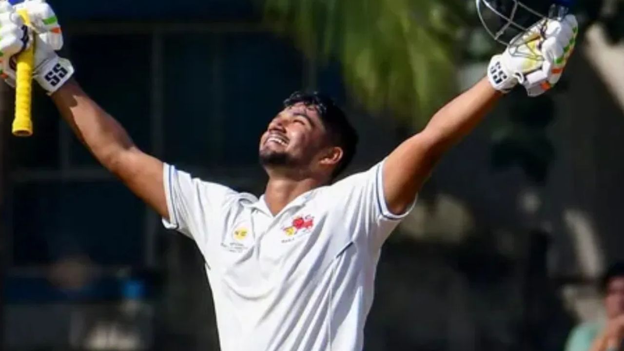 வீட்டில் துக்கம்.. சோகம் மறைத்து சதம் அடித்த கிரிக்கெட் வீரர்.. நெகிழ்ச்சி சம்பவம்!