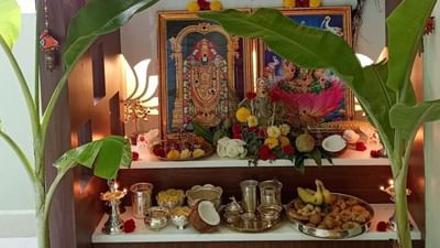 கோவிலில் வழங்கப்படும் பூக்களை என்ன செய்ய வேண்டும்?