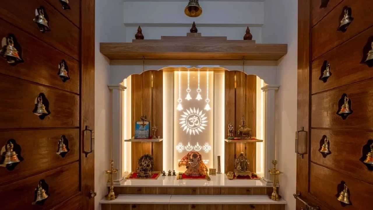 பூஜை அறை விஷயத்தில் கவனம்.. இதையெல்லாம் செய்யாதீங்க.. வாஸ்து டிப்ஸ் இதோ! பூஜை அறை விஷயத்தில் கவனம்.. இதையெல்லாம் செய்யாதீங்க.. வாஸ்து டிப்ஸ் இதோ!