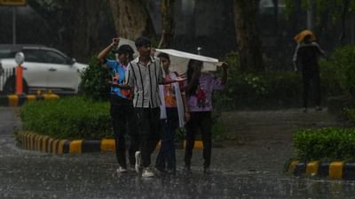 கனமழை: இந்த மாவட்டத்தில் இன்று பள்ளிகளுக்கு மட்டும் விடுமுறை!