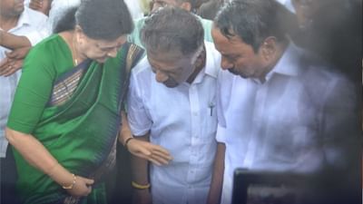 “செங்கோட்டையனை நீக்கியது சிறுபிள்ளைத்தனம்