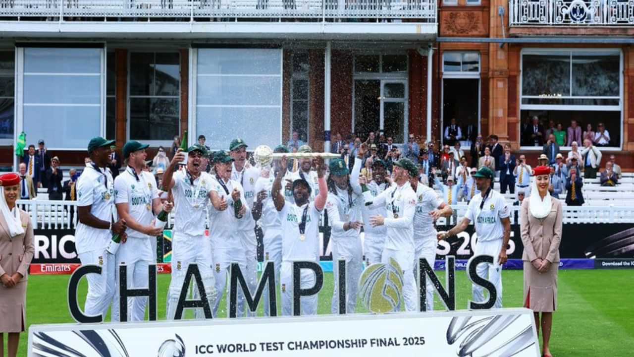 WTC 2027-29: உலக டெஸ்ட் சாம்பியன்ஷிப்பில் இனி 12 அணிகள்.. சுவாரஸ்யத்தை தூண்டும் ஐசிசி.. சிறிய அணிகளுக்கு வாய்ப்பு! WTC 2027-29: உலக டெஸ்ட் சாம்பியன்ஷிப்பில் இனி 12 அணிகள்.. சுவாரஸ்யத்தை தூண்டும் ஐசிசி.. சிறிய அணிகளுக்கு வாய்ப்பு!