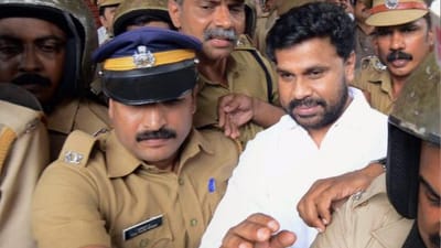 நடிகை பாலியல் வழக்கு: நடிகர் திலீப் விடுதலை.. 6 பேர் குற்றவாளிகள்