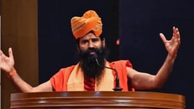 யூரிக் அமிலத்தால் ஏற்படும் பிரச்சனைகள்.. சுவாமி ராம்தேவ் பரிந்துரைக்கும் 4 யோகா ஆசனங்கள்.....