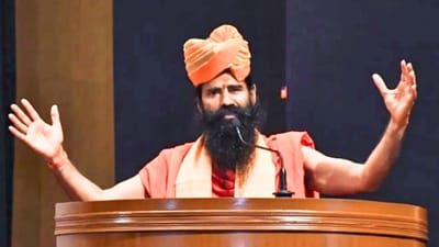 சாப்பிடும்போது இந்த தவறை செய்யாதீர்கள்.. பாபா ராம்தேவ் தகவல்