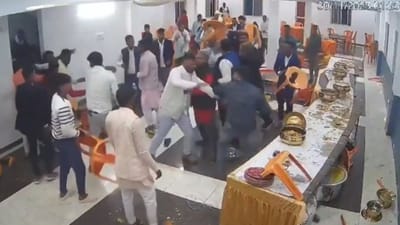 ரசகுல்லாவால் மணமகன்-மணமகள் குடும்பத்தினர் கடும் மோதல்!