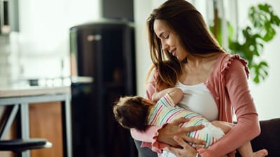 தாய்ப்பால் கொடுக்கும் பெண்களா? எந்த உணவுகளை சாப்பிடுவது நல்லது?