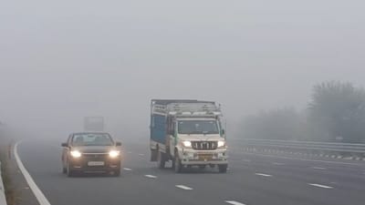 ராஜஸ்தானின் ஆல்வார் பகுதியை சூழ்ந்த மூடுபனி!