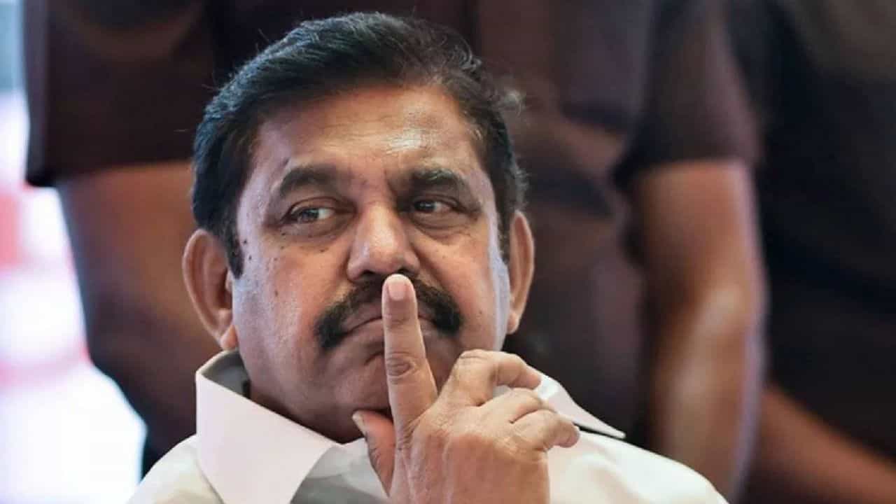 அதிமுக தேர்தல் அறிக்கை குழு - யாரெல்லாம் இருக்காங்க தெரியுமா? எடப்பாடி பழனிசாமி அறிவிப்பு