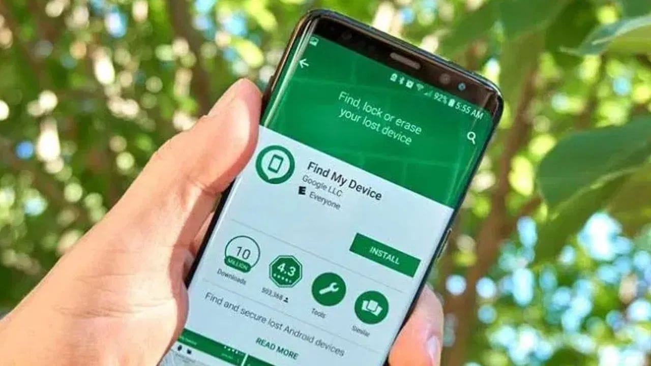 இதுபோன்ற சூழ்நிலையில் காவல்துறை உங்களுக்கு உதவ முடியும். காவல்துறை உங்கள் போனின் லொகேஷனைக் கண்காணித்து அதைக் கண்டுபிடிக்க உங்களுக்கு உதவ முடியும். இதுவரை ஆயிரக்கணக்கான திருடப்பட்ட போன்களை போலீசார் மீட்டுள்ளனர். காவல்துறை போன் லொகேஷனை எவ்வாறு கண்காணிக்கிறது என்பது குறித்து பார்க்கலாம்.