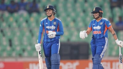 30 ரன்கள் வித்தியாசத்தில் இலங்கையை வீழ்த்தி இந்தியா அபார வெற்றி